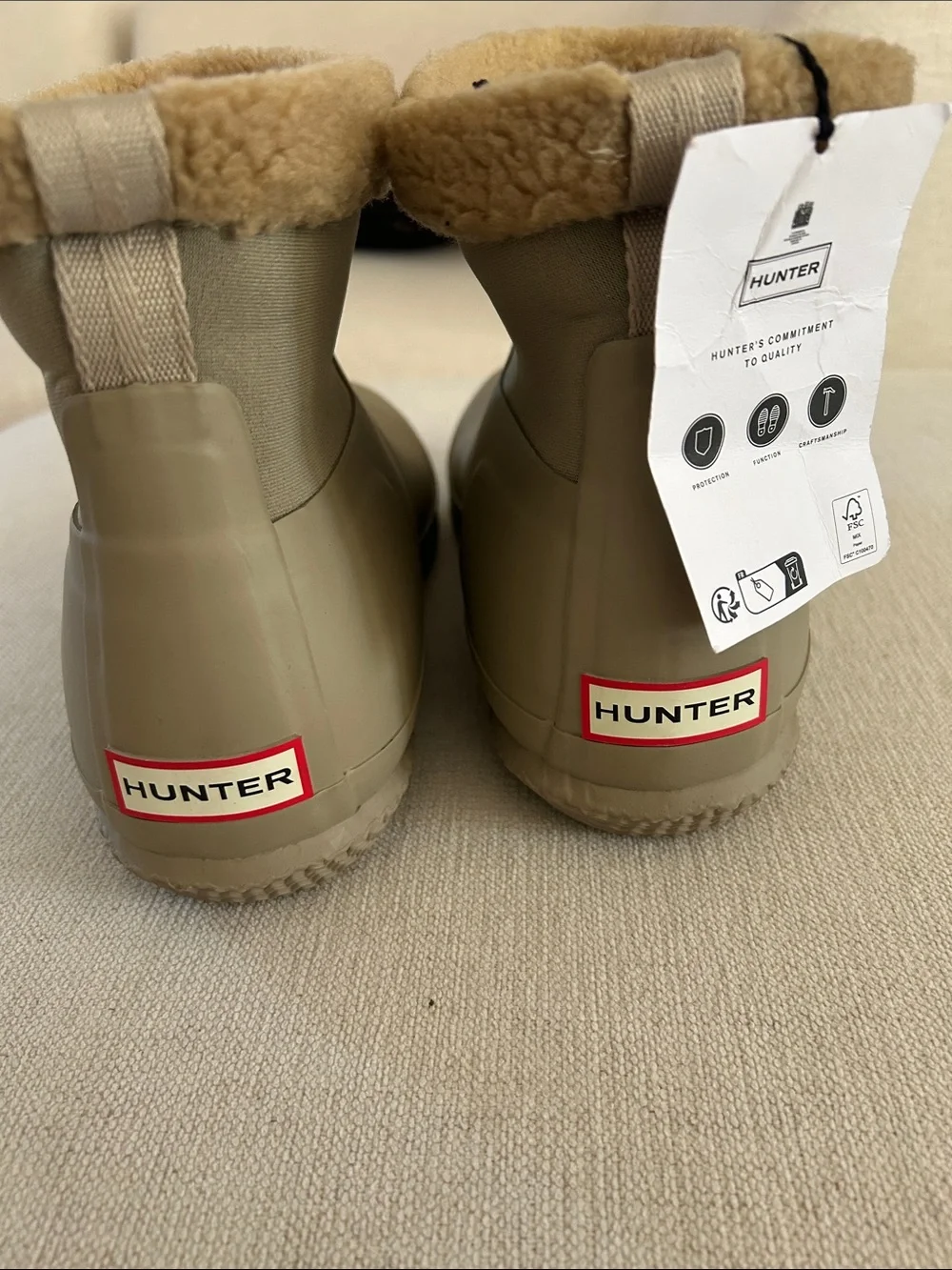 Hunter Women’s In/Out Faux Shearling Lined Boot, Allo Tan, Size UK9/US11, NWT